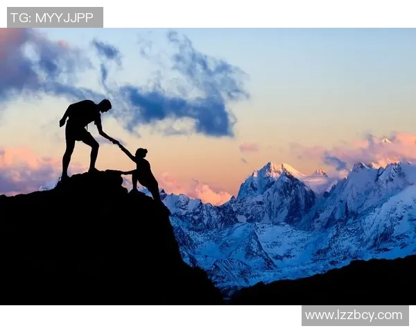 深圳攀岩队的包夹之道：探索攀岩深度与团队协作的秘密